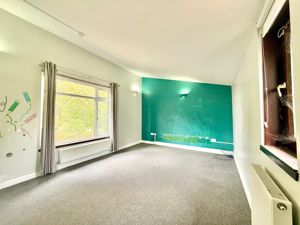 Photo 7- click for photo gallery